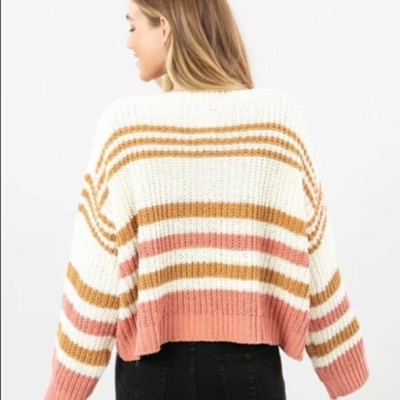 🔹RIP CURL ROAD SIDE SWEATER - Picture 9 of 9